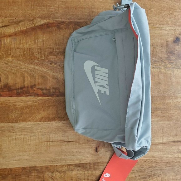 Nike Tech Hip Sack Expendable Waist Bag Running Fa - Picture 5 of 12